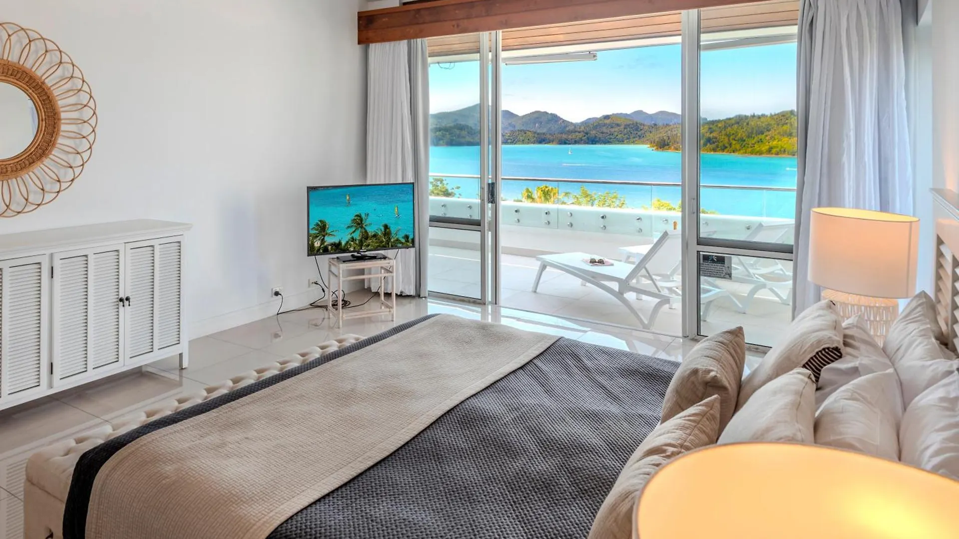 Apartment Bella Vista E9 - Ocean View Spacious 2 Bedroom With Golf Buggy