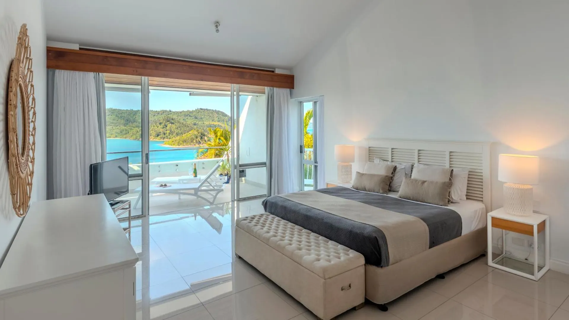 Apartment Bella Vista E9 - Ocean View Spacious 2 Bedroom With Golf Buggy *