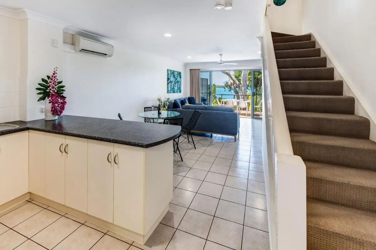Sunset Waters 15 & Free Buggy- * Hamilton Island