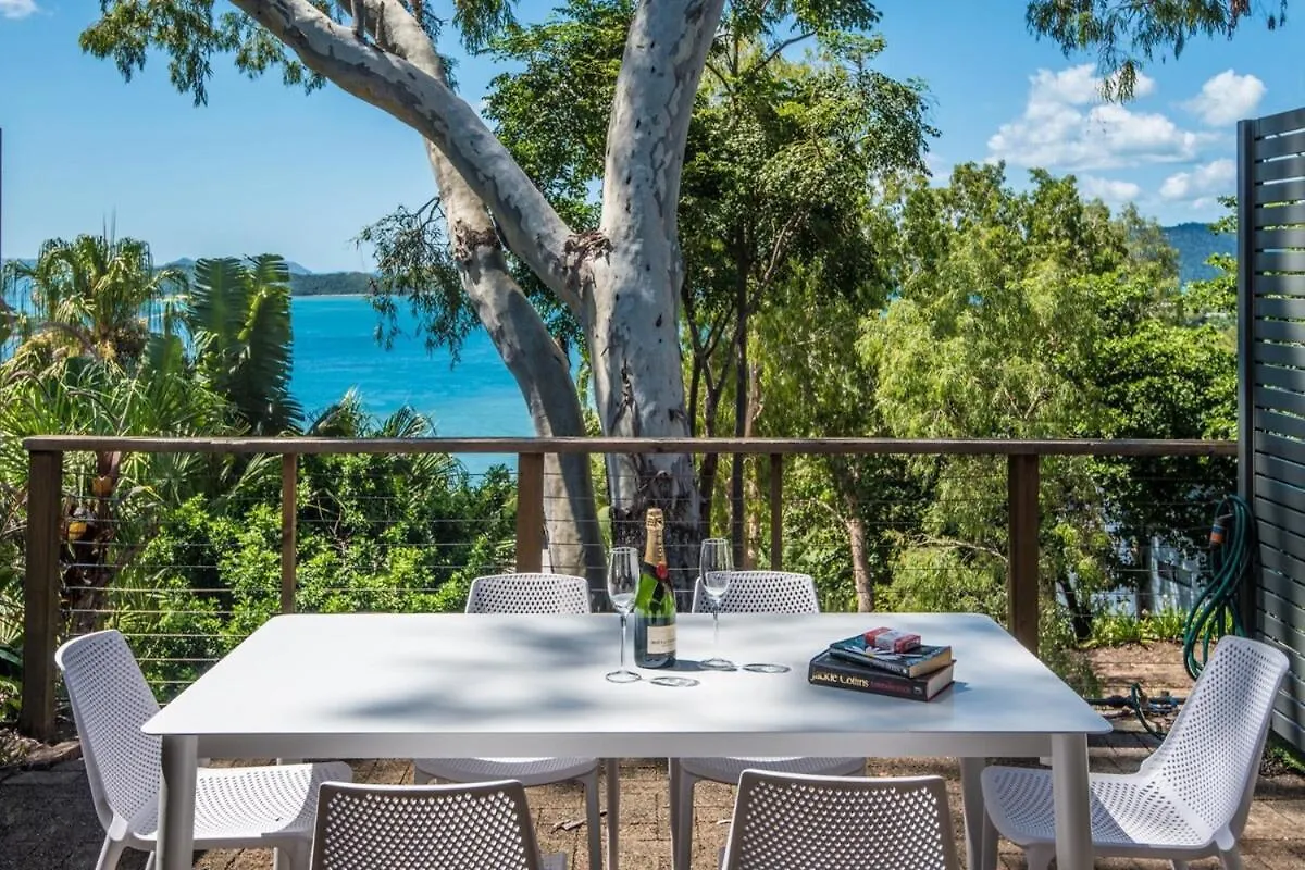 Apartment Sunset Waters 15 & Free Buggy- Hamilton Island