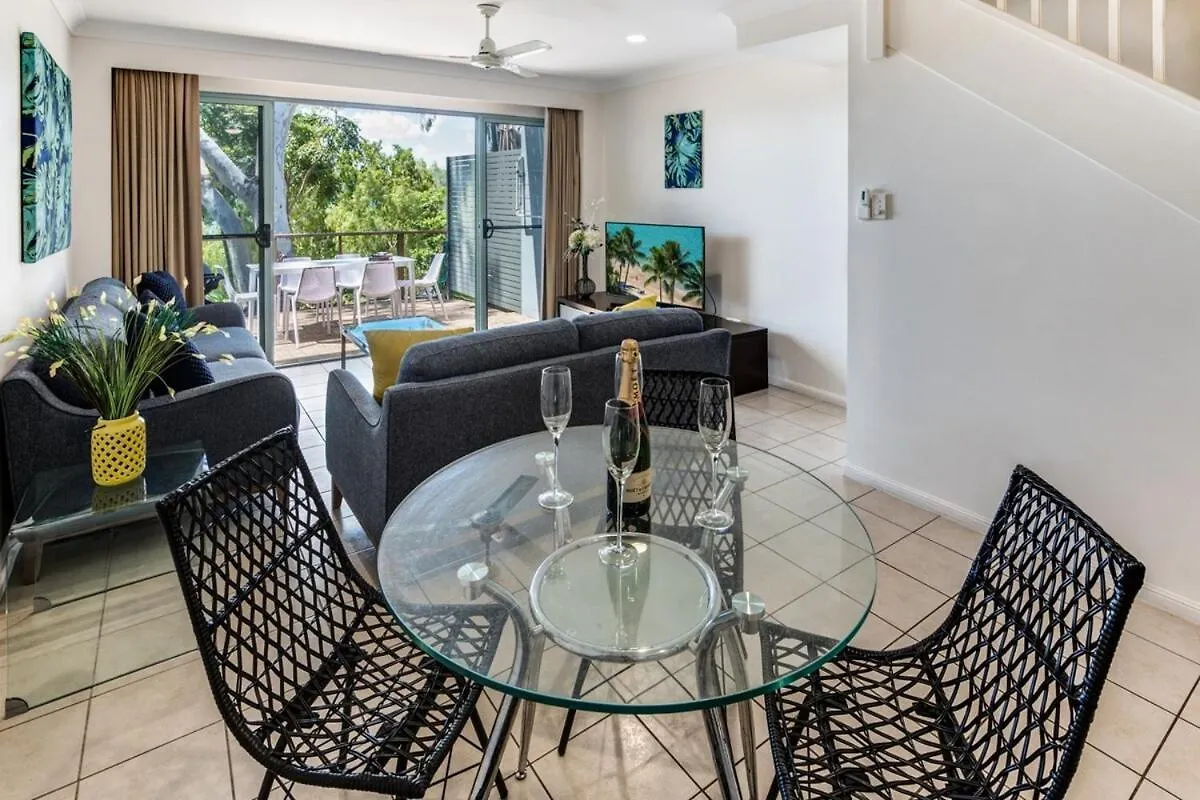 Sunset Waters 15 & Free Buggy- * Hamilton Island