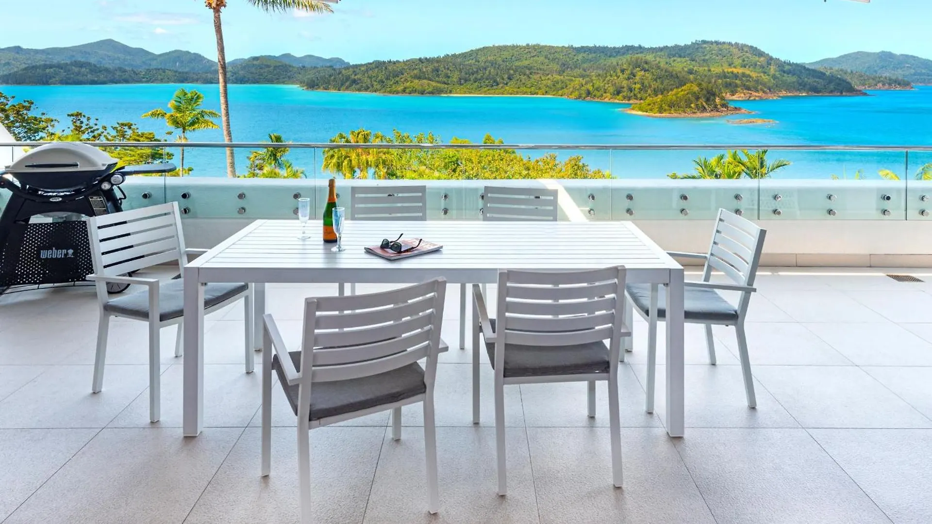 Bella Vista E9 - Ocean View Spacious 2 Bedroom With Golf Buggy * Hamilton Island