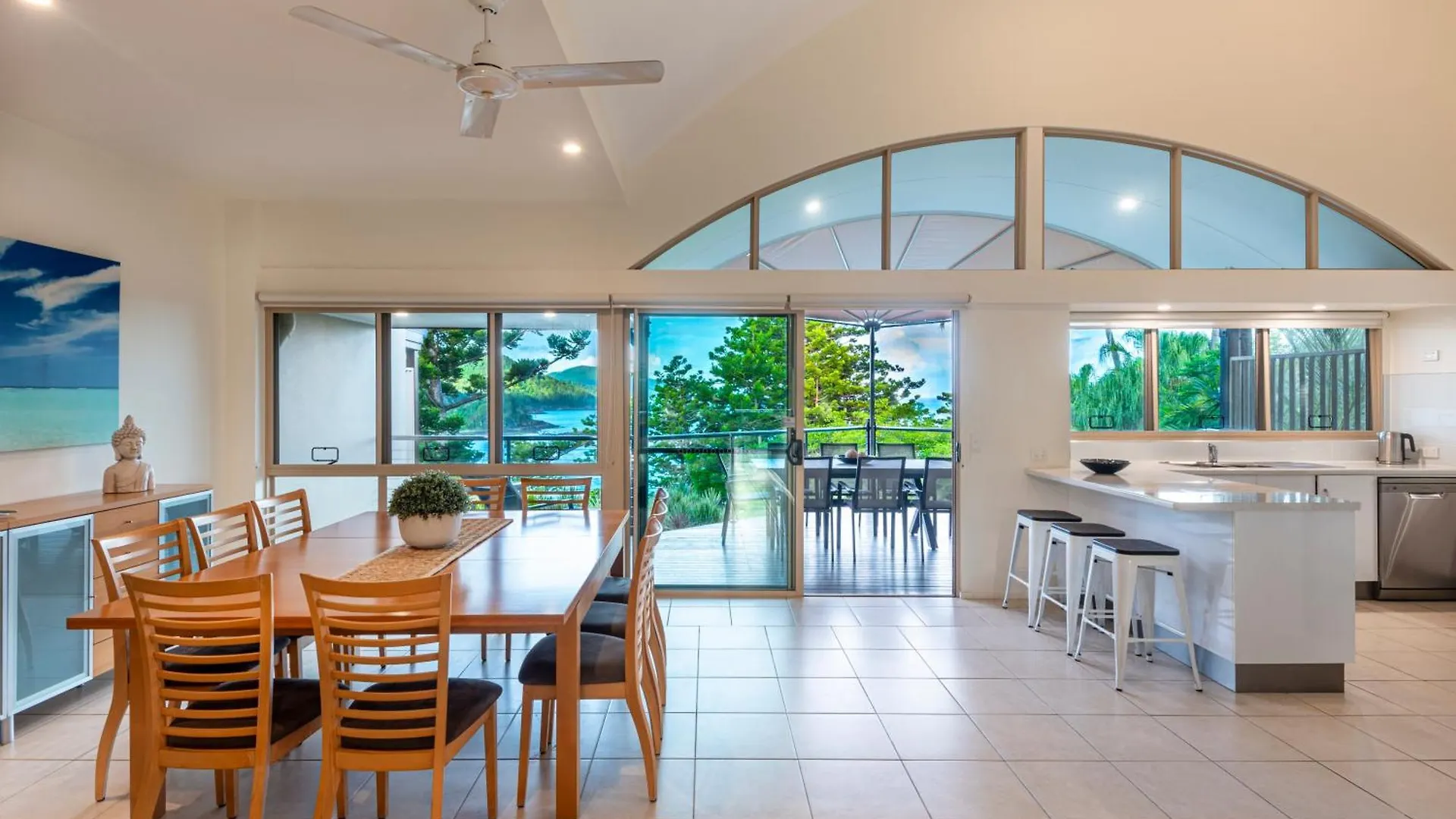 Cooinda Gardens On By Hiha Apartment *