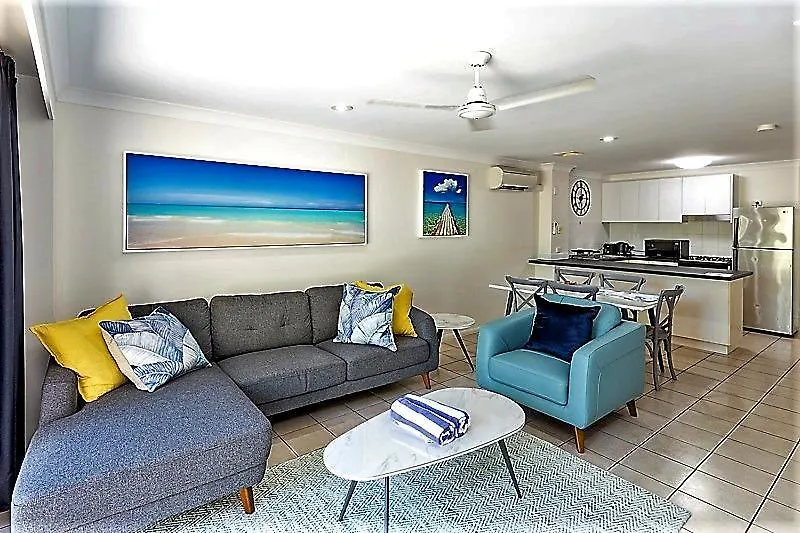 Apartment Sunset Waters 10 & Free Buggy -