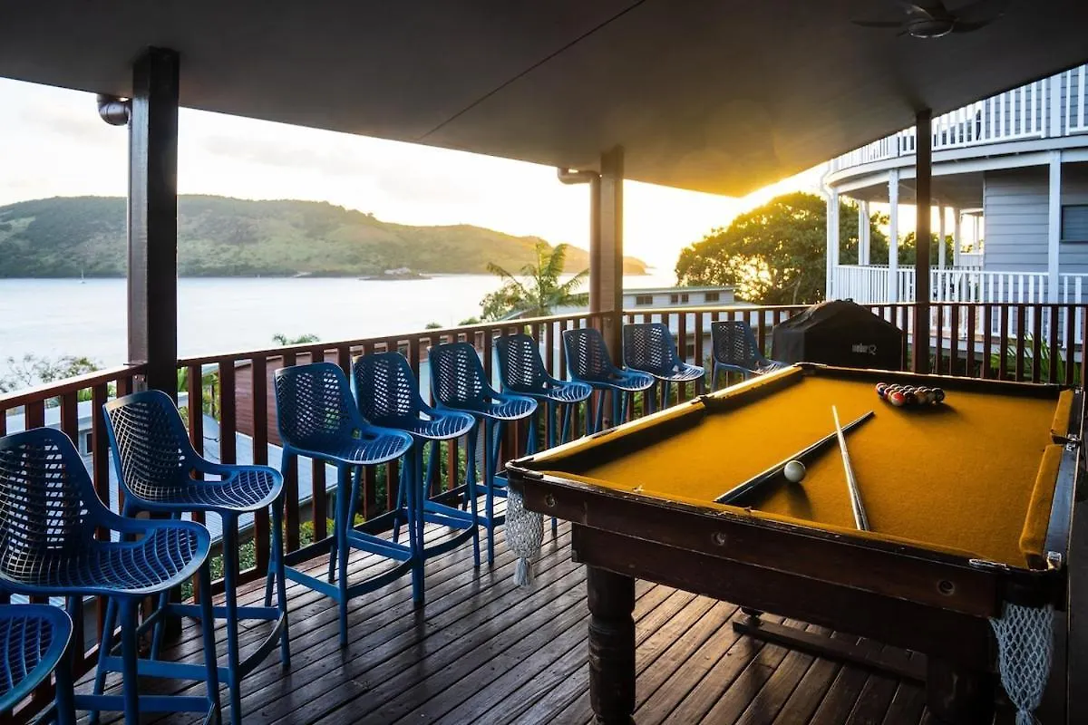 3 Bedroom Villa, Great Views, Buggy * Hamilton Island