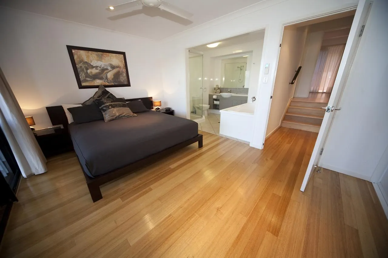 Apartment Shorelines 2 On By Hamorent Hamilton Island