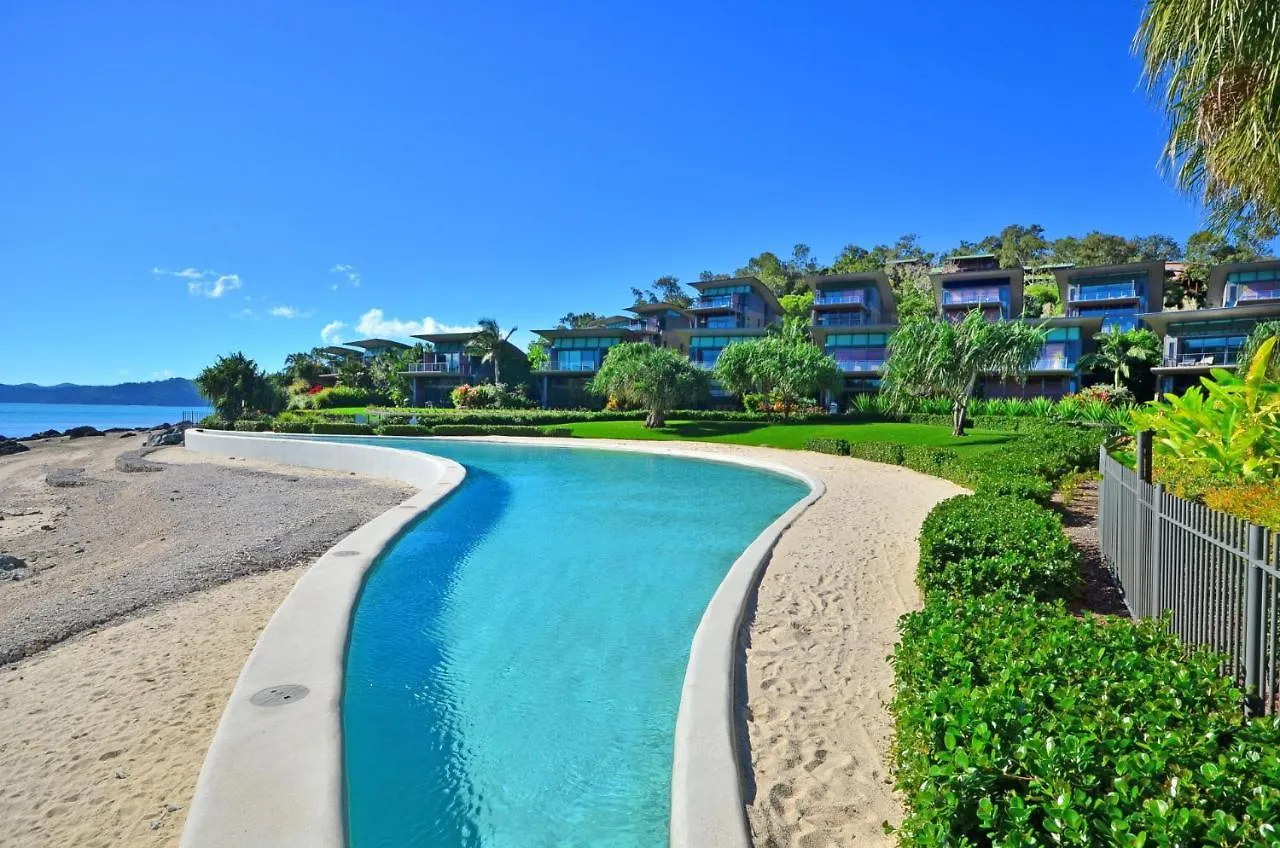 Yacht Club 33 - Serenity - 4 Bedroom 4 Bathroom House Ocean Views 2 Buggies * Hamilton Island