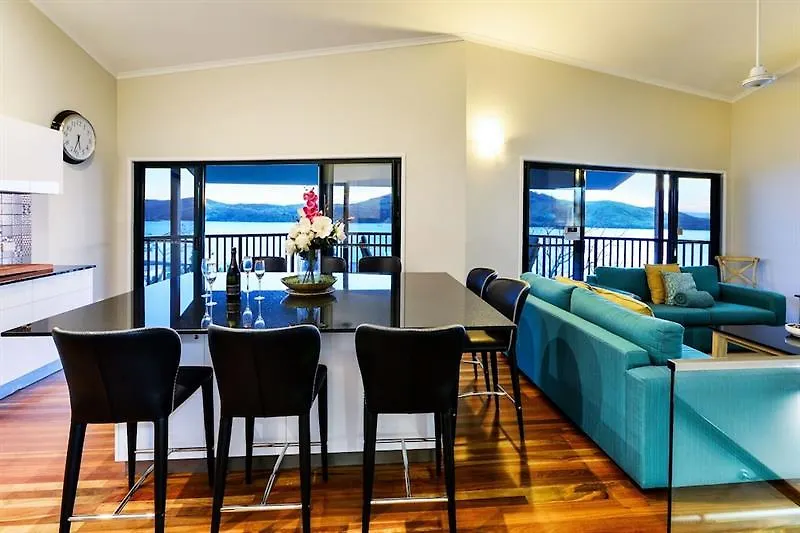 Casuarina Cove 16 Ocean View Deluxe Refurbished 3 Bedroom House Near Marina With Golf Buggy Hotel 4*