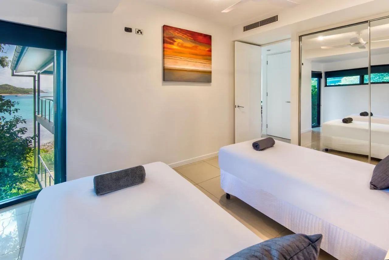 Edge 5 Oceanfront 3-bedroom - Featuring An Infinity Pool, Bath, Buggy And Valet Service 빌라 *