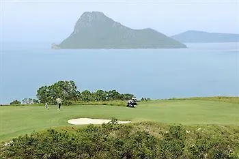 Reef View Hotel 4*