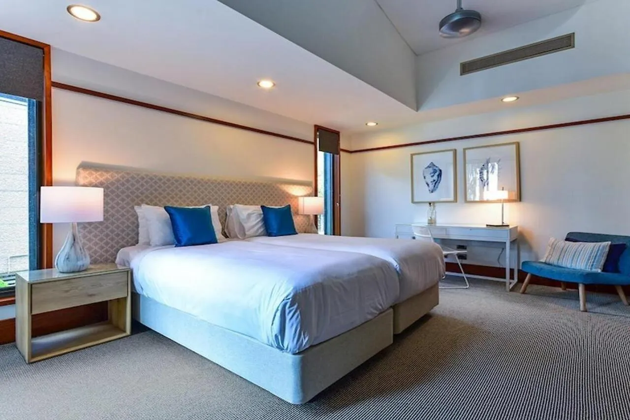 Yacht Club 호텔 3*