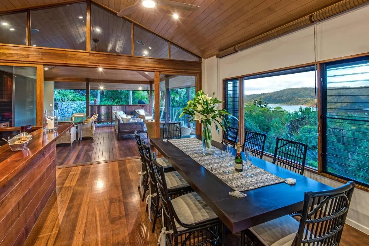 別荘 Indulge In The Lap Of Luxury, Iluka Is Your Private Ocean-view Haven On Half An Acre With Infinity Pool And Two Golf Buggies