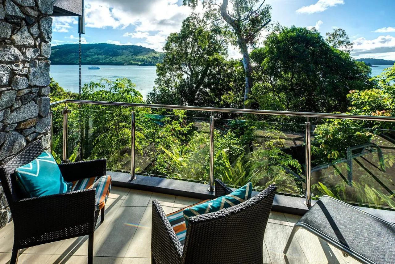 Edge 2 - Oceanfront Luxurious And Spacious 4 Bedroom Split Level With Buggy And Valet Service * ハミルトン・アイランド