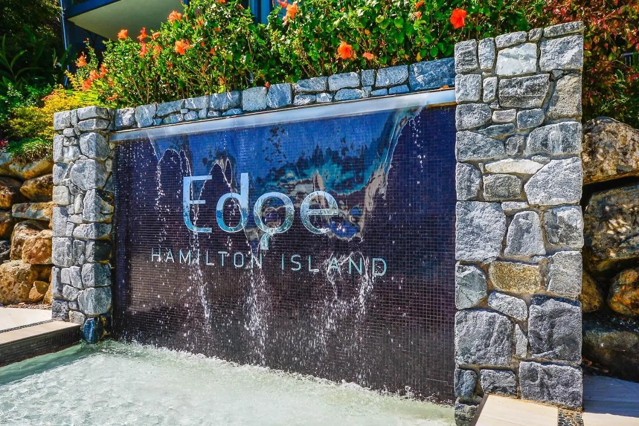 アパート Edge 2 - Oceanfront Luxurious And Spacious 4 Bedroom Split Level With Buggy And Valet Service ハミルトン・アイランド