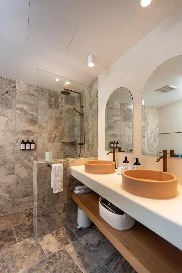 Casa Rotunda On By Hiha