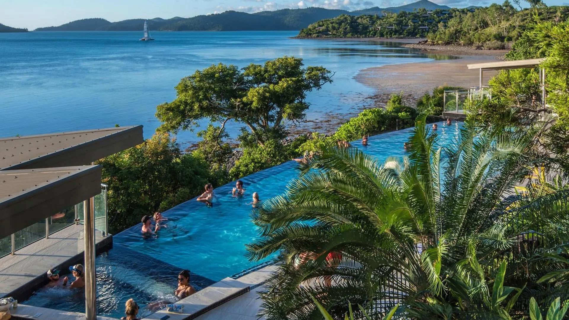빌라 Edge 5 Oceanfront 3-bedroom - Featuring An Infinity Pool, Bath, Buggy And Valet Service 해밀턴아일랜드