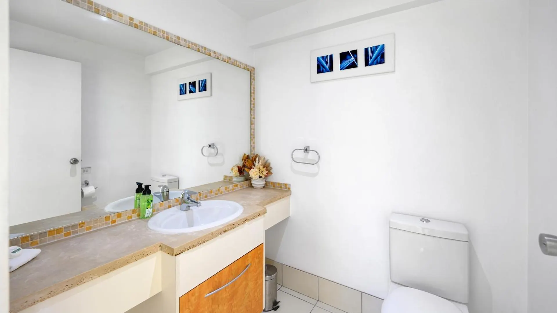 Ocean View شقة فندقية 4*