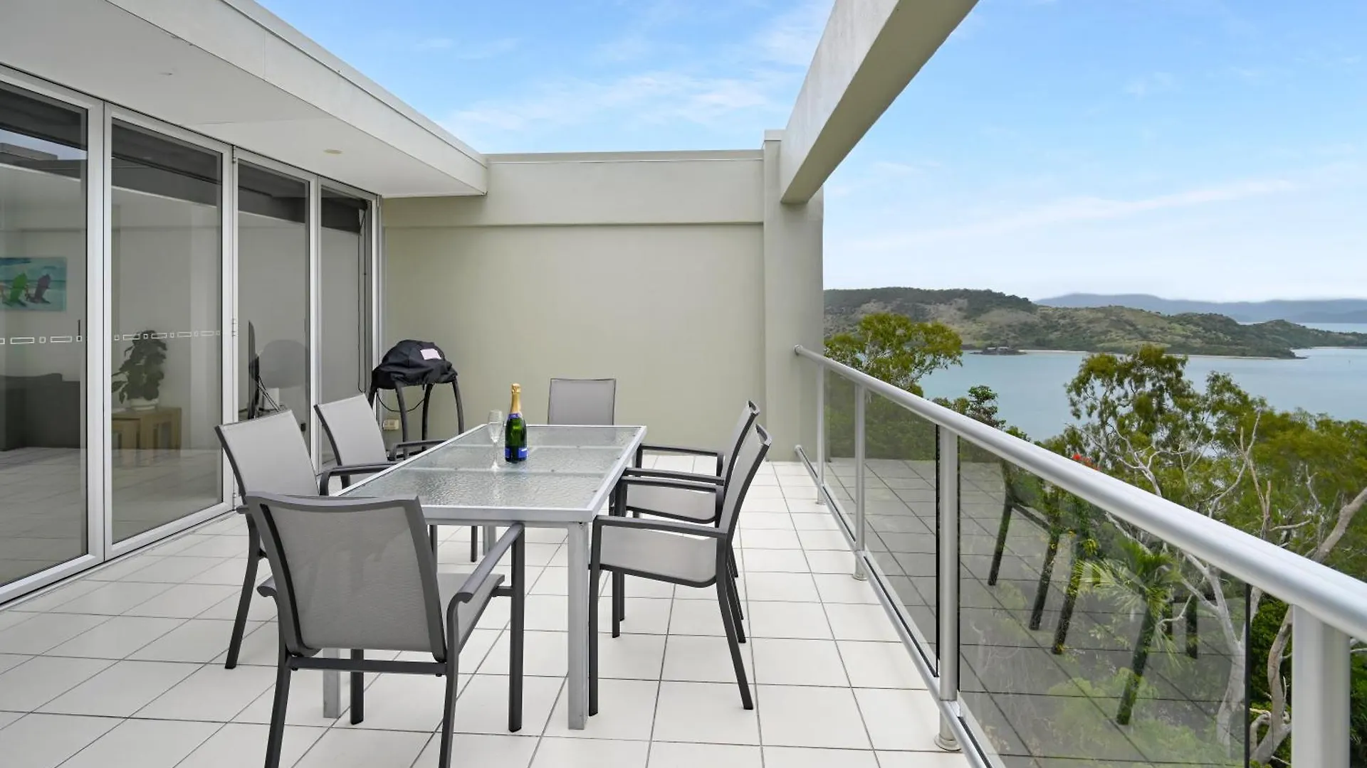 Ocean View 4* جزيرة هاميلتون