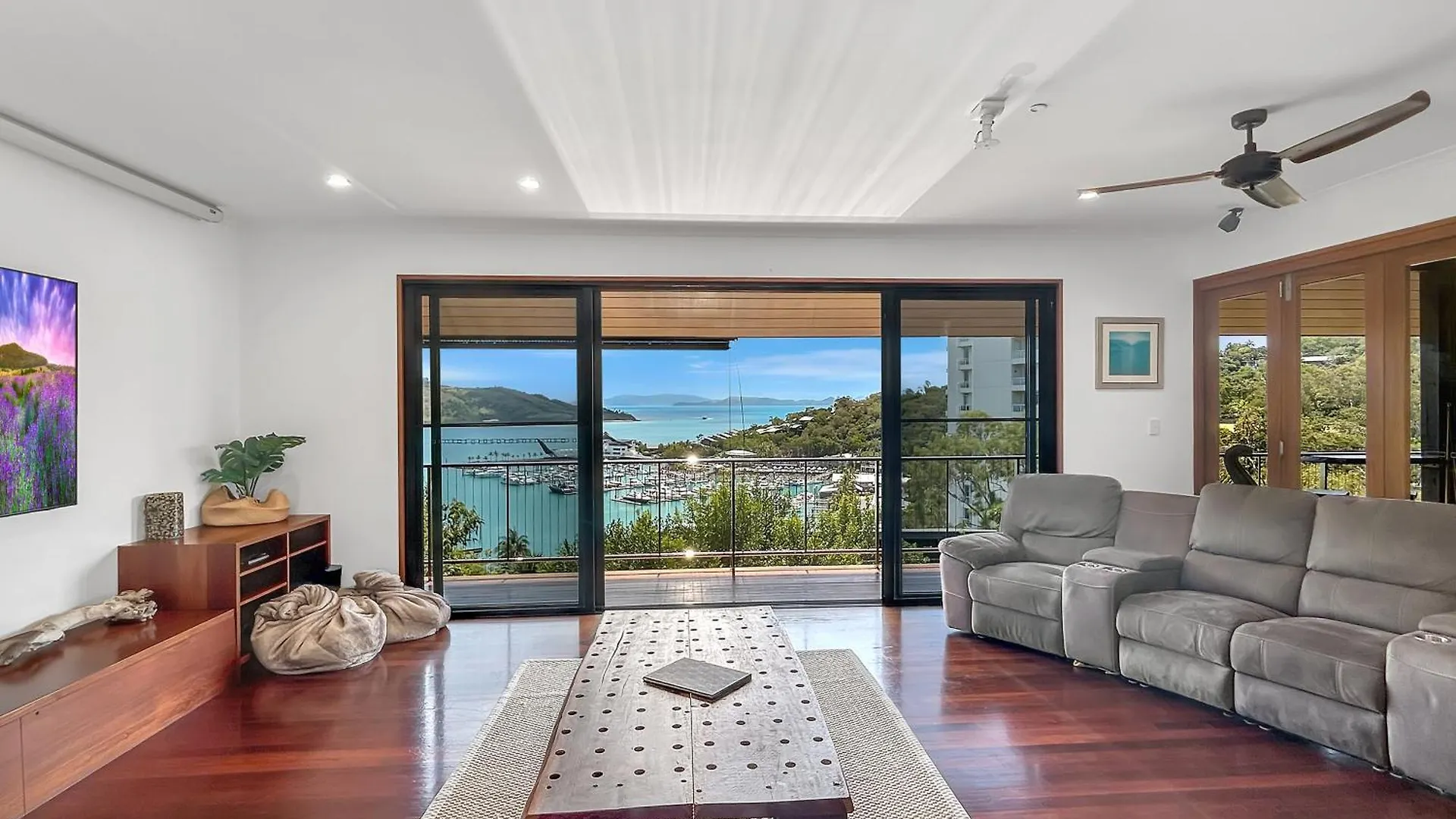 The Boathouse 4 Bedroom Luxury Private House Vakantiehuis