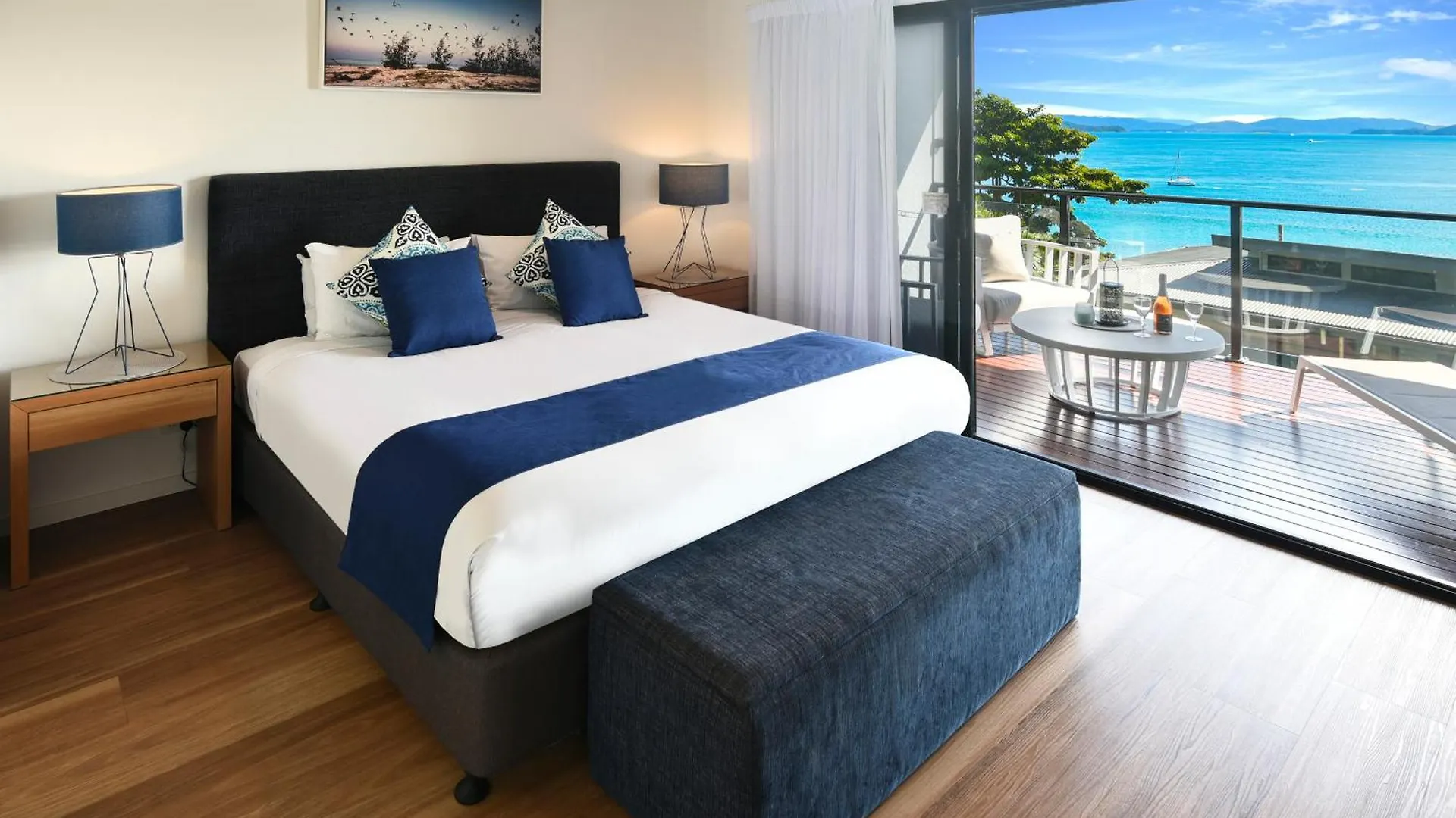 Shorelines 31 Renovated Upmarket Two Bedroom With Ocean Views And Buggy Lägenhet Hamilton Island