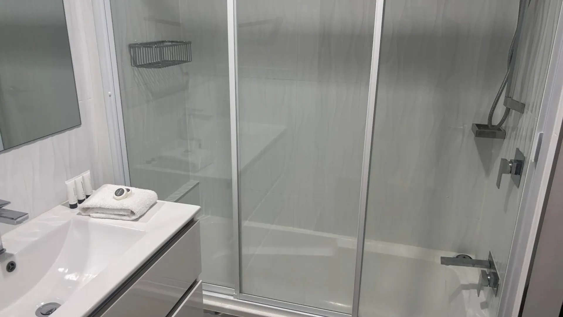 Sunset On - 2 Bedroom With Views And Buggy Appartamento