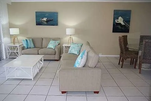 Appartement Lagoon Beachfront 005 On By Hamorent Île Hamilton