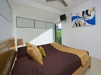 빌라 Edge 5 Oceanfront 3-bedroom - Featuring An Infinity Pool, Bath, Buggy And Valet Service 해밀턴아일랜드