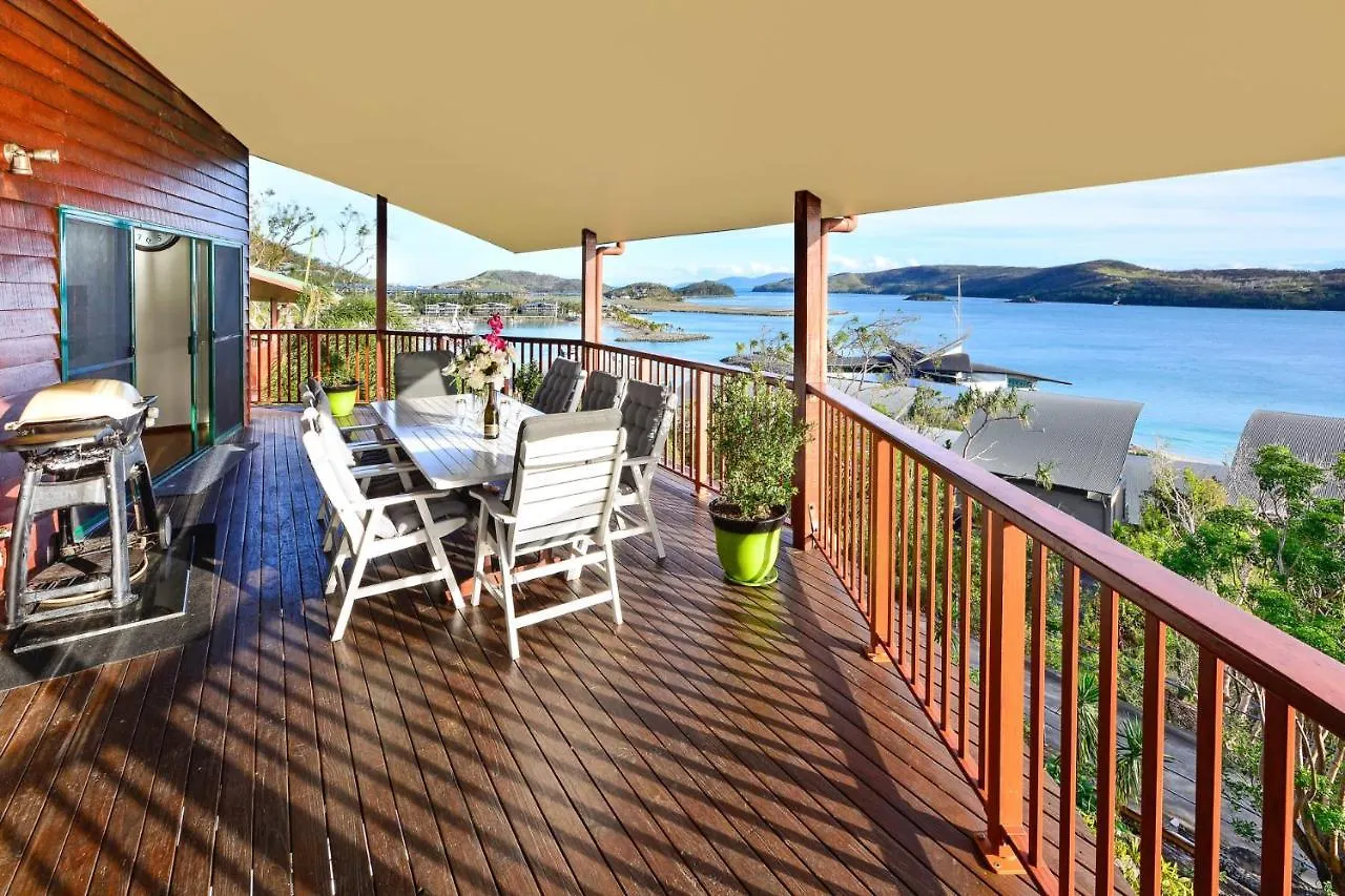 Casuarina 16 - 3 Bedroom House With 180 Degree Ocean Views, Buggy & Valet Service * 해밀턴아일랜드