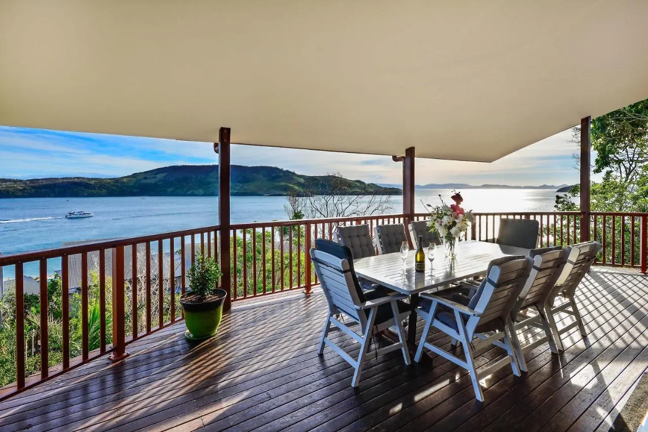 펜션 Casuarina 16 - 3 Bedroom House With 180 Degree Ocean Views, Buggy & Valet Service *