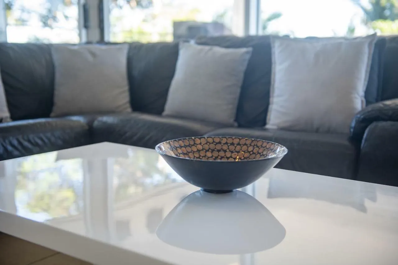 Oasis 26 - * Hamilton Island